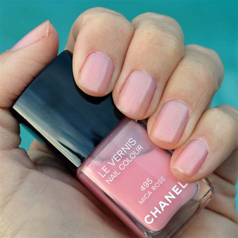 chanel smalti rosa|chanel nail varnish colors.